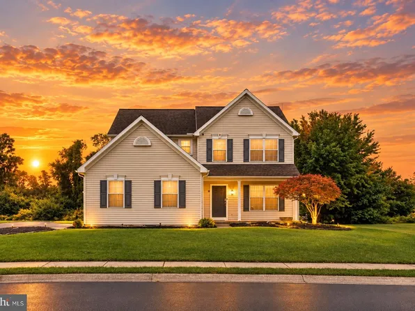 266 Longleaf Dr, Blandon, PA 19510