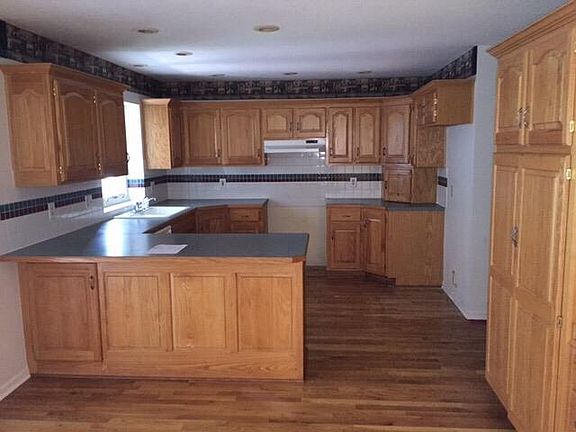 4th image of 4609 N Heatherwood Dr