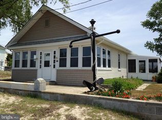 327 New Jersey Ave, Fortescue, NJ 08321
