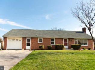 3312 Grandview Rd, Hanover, PA 17331