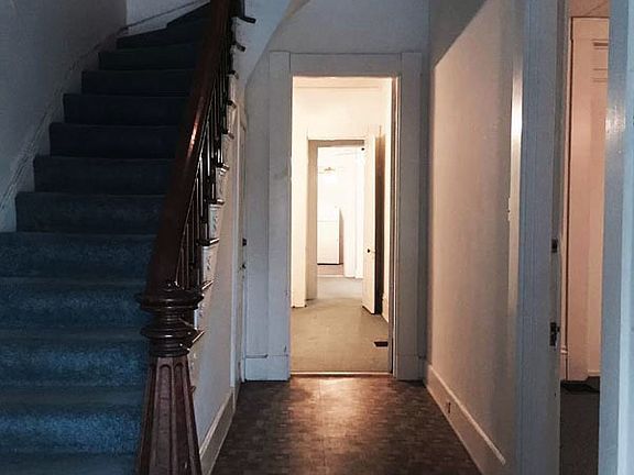 3rd image of 2356 Ohio Ave