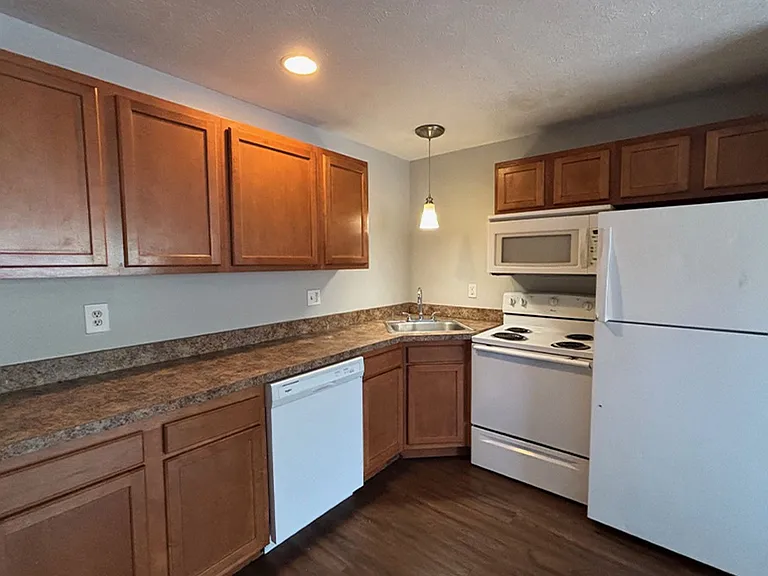 550 Lowell Ave — Photo 22