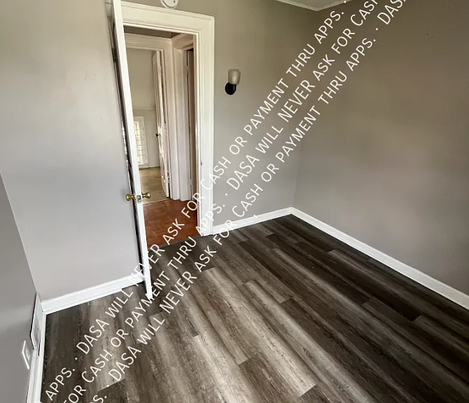 28 Newfield St #UPPER — Photo 12