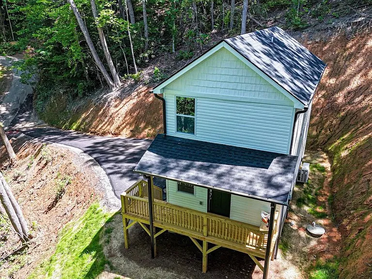 34 Kayce Dr — Photo 4