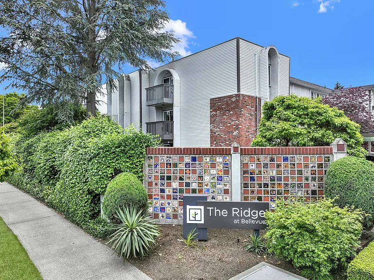 The Ridge at Bellevue — Photo 19