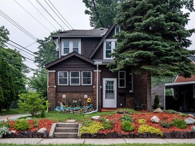 201 Pioneer Dr, Pontiac, MI, 48341