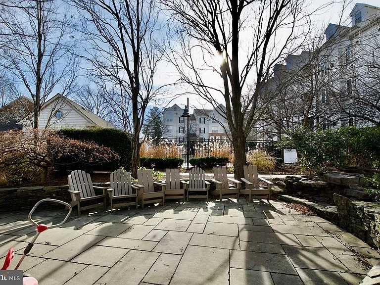 2324 Henshaw Pl #3 — Photo 27
