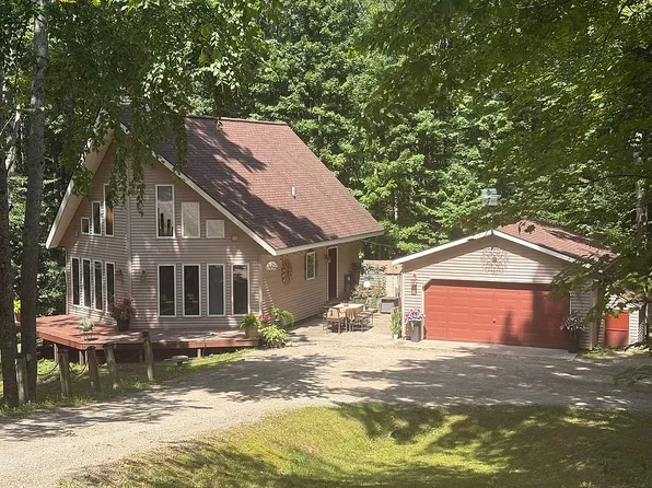 5444 Forestgrove Dr, Elmira, MI 49730