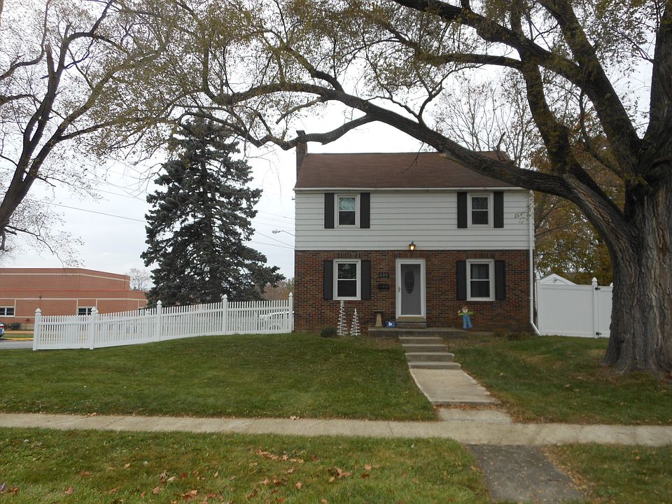 1st image of 395 S Greenwood St