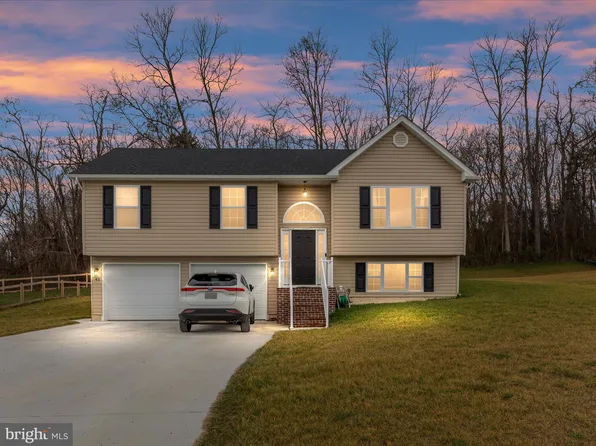 42 Lilleigh Ct, Maurertown, VA 22644