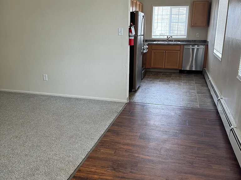 1101 Eagle St #204 — Photo 2