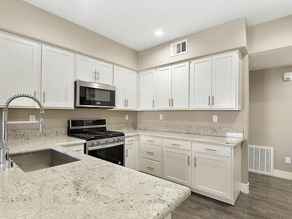 3rd image of 11870 Tevare Ln