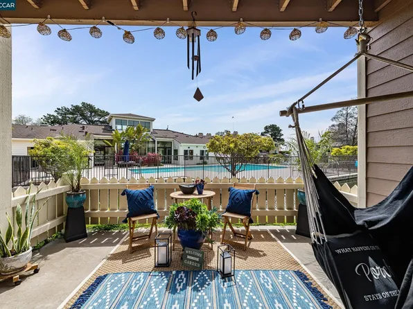 87 Lakeshore Ct, Richmond, CA 94804