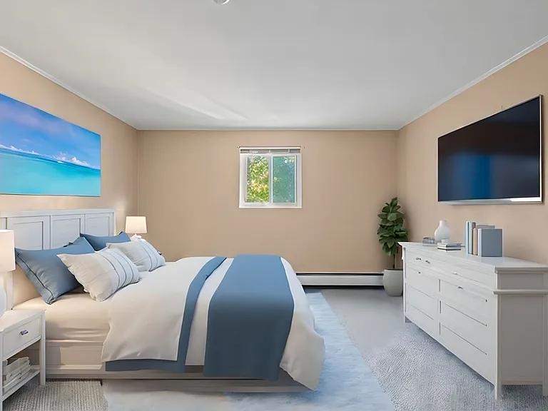 131 Creek St #5 — Photo 16