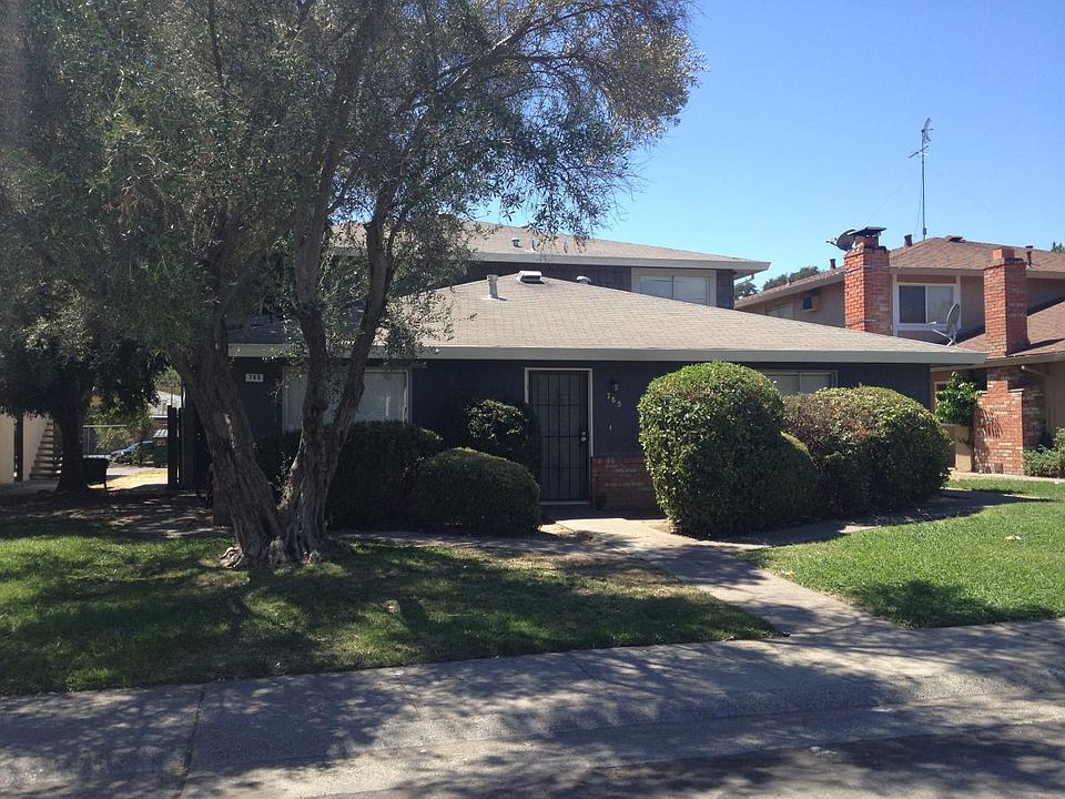 1st image of 785 Carro Dr APT 2