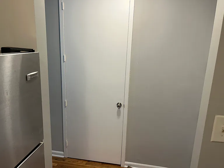 4602 N Clarendon Ave #206 — Photo 13