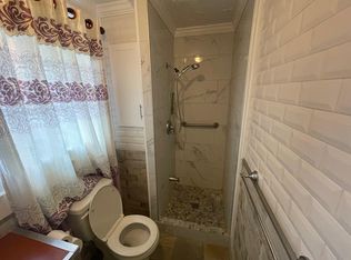 843 Kapahulu Ave #B, Honolulu, HI 96816