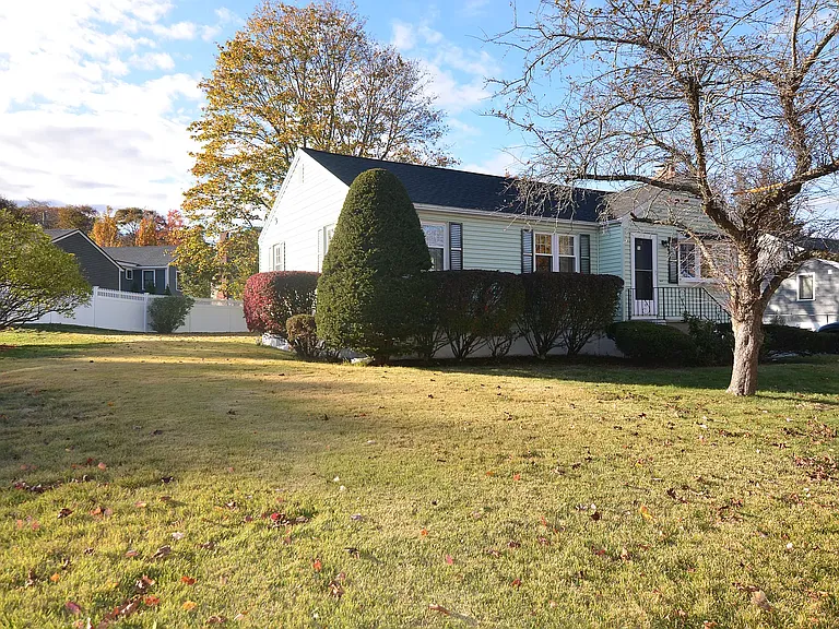 10 Carson Rd — Photo 10