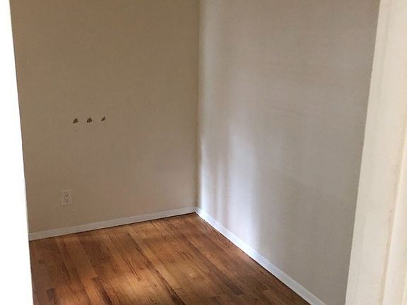 5th image of 5115 Ravenna Ave NE #4741903