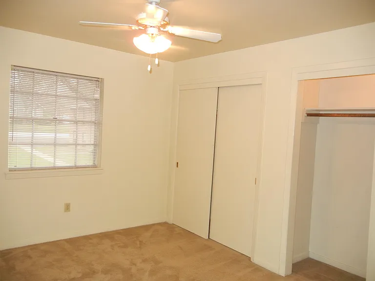 705 S Jackson St #11 — Photo 4