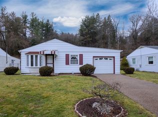 109 Greentree Ln, Weirton, WV 26062