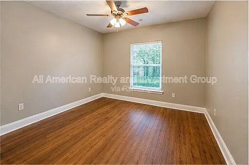 598 Emerald Ln — Photo 25