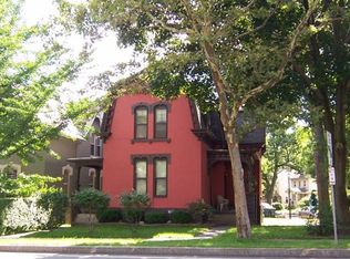 564-566 Mount Hope Ave, Rochester, NY 14620