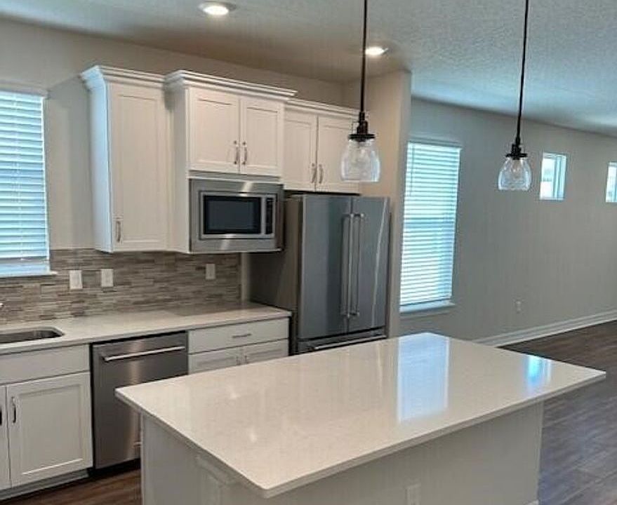 1st image of 11178 Lenora Ct
