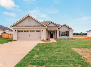 105 Rambo Way, Perry, GA 31069