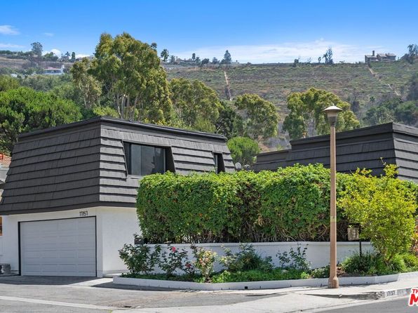 17157 Avenida De Santa Ynez