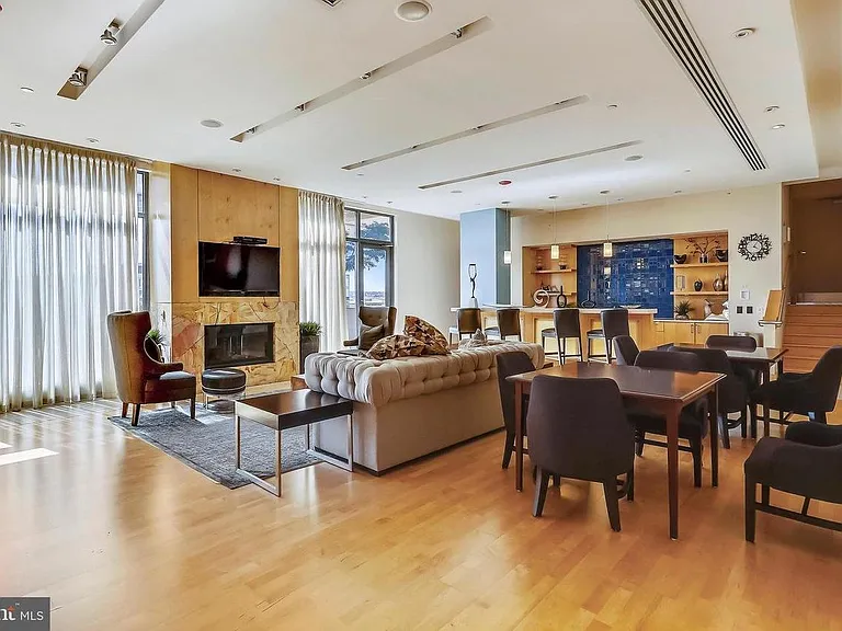 440 L St NW #1106 — Photo 25