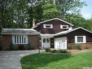 1st image of 832 Wellmon St