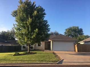 108 Kingsley Dr, Monett, MO 65708