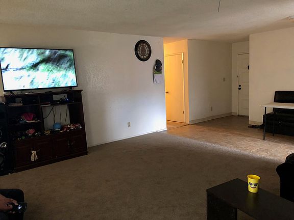 3rd image of 8444 Neubourg Dr