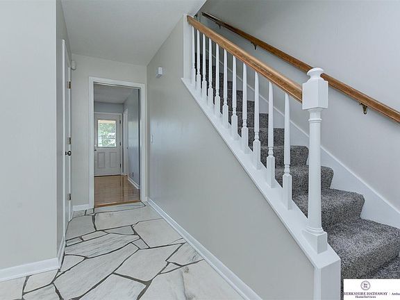 4th image of 236 N 118th St