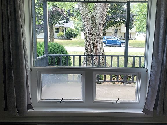 5th image of 1469 Cranbrook Dr