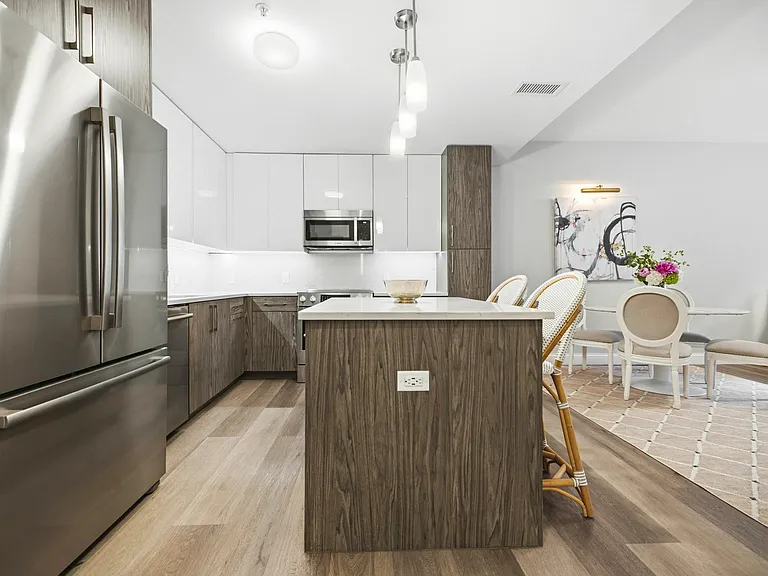 771 Harrison Ave #3 — Photo 11