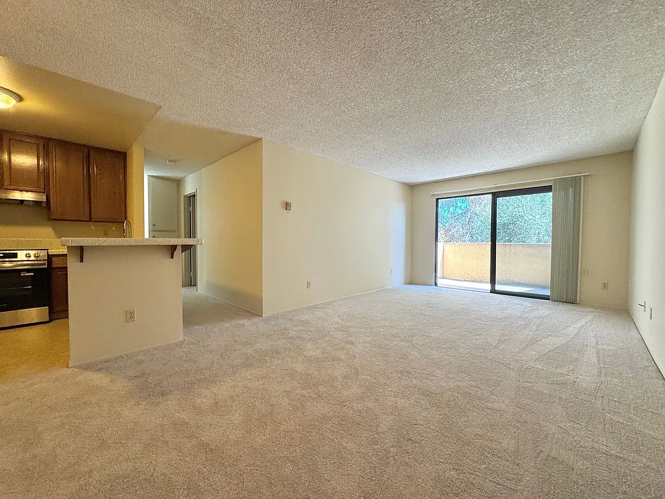 2609 Pico Pl #224