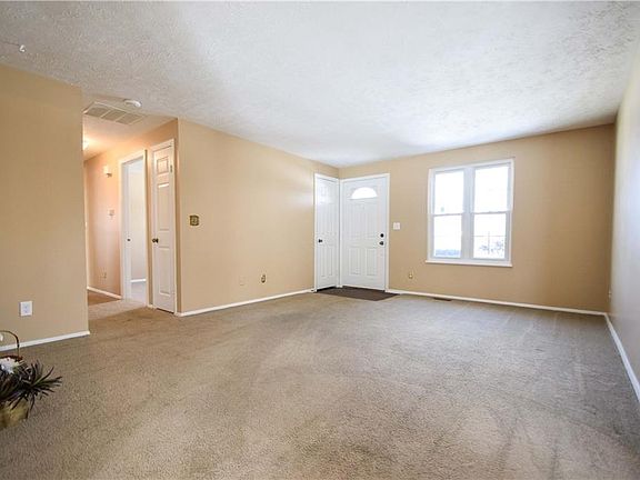 5th image of 7761 Shalamar Dr