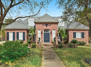 223 Landsdowne Dr, Slidell, LA 70461