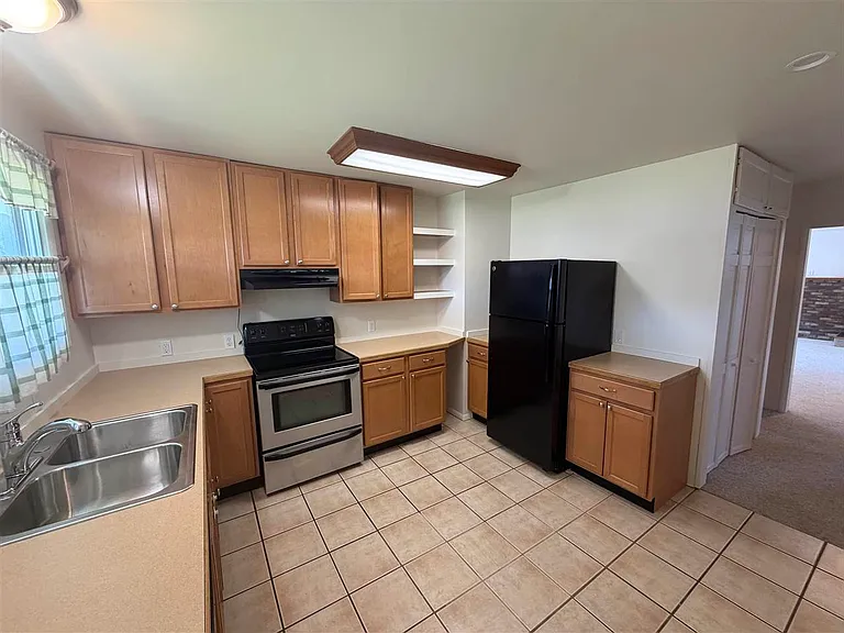 1104 Bridge St #A — Photo 14