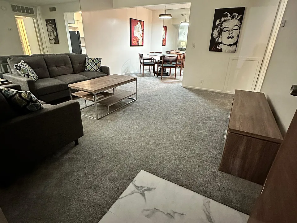 575 S Royal Crest Cir #24