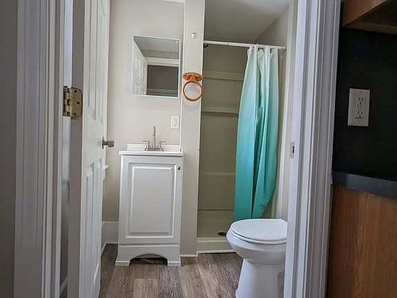 4th image of 32 Bridge St #1