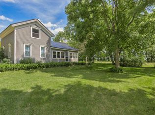 9520 Lawrence Rd, Harvard, IL 60033