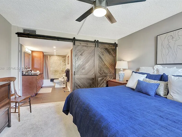 14 Royal Palm Way #303 — Photo 11