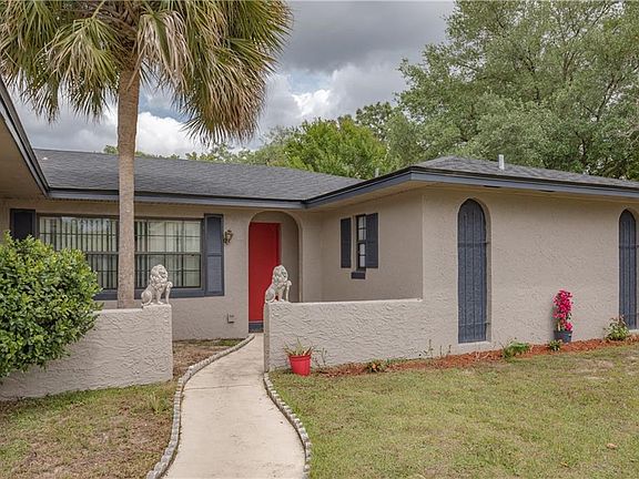 3rd image of 6565 Benham Ct