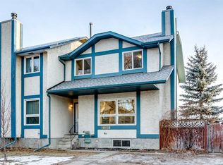 14668 W Deer Run Dr SE, Calgary, AB T2J5Z2