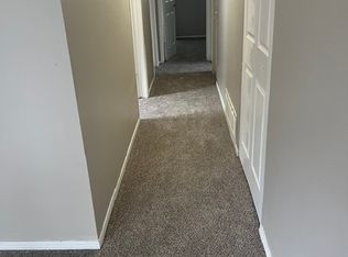19109 Illinois St, Roseville, MI 48066