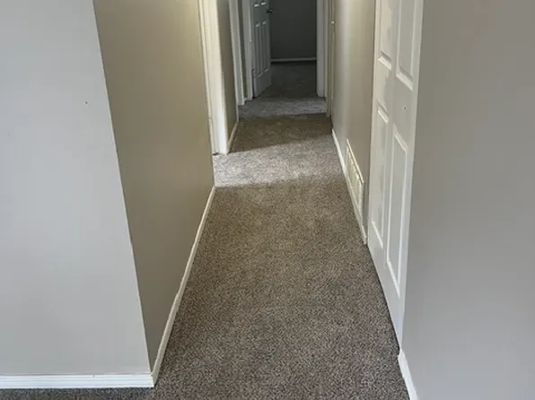 19109 Illinois St, Roseville, MI 48066