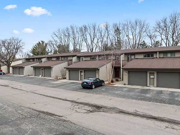 3rd image of 1126 Highland Ave